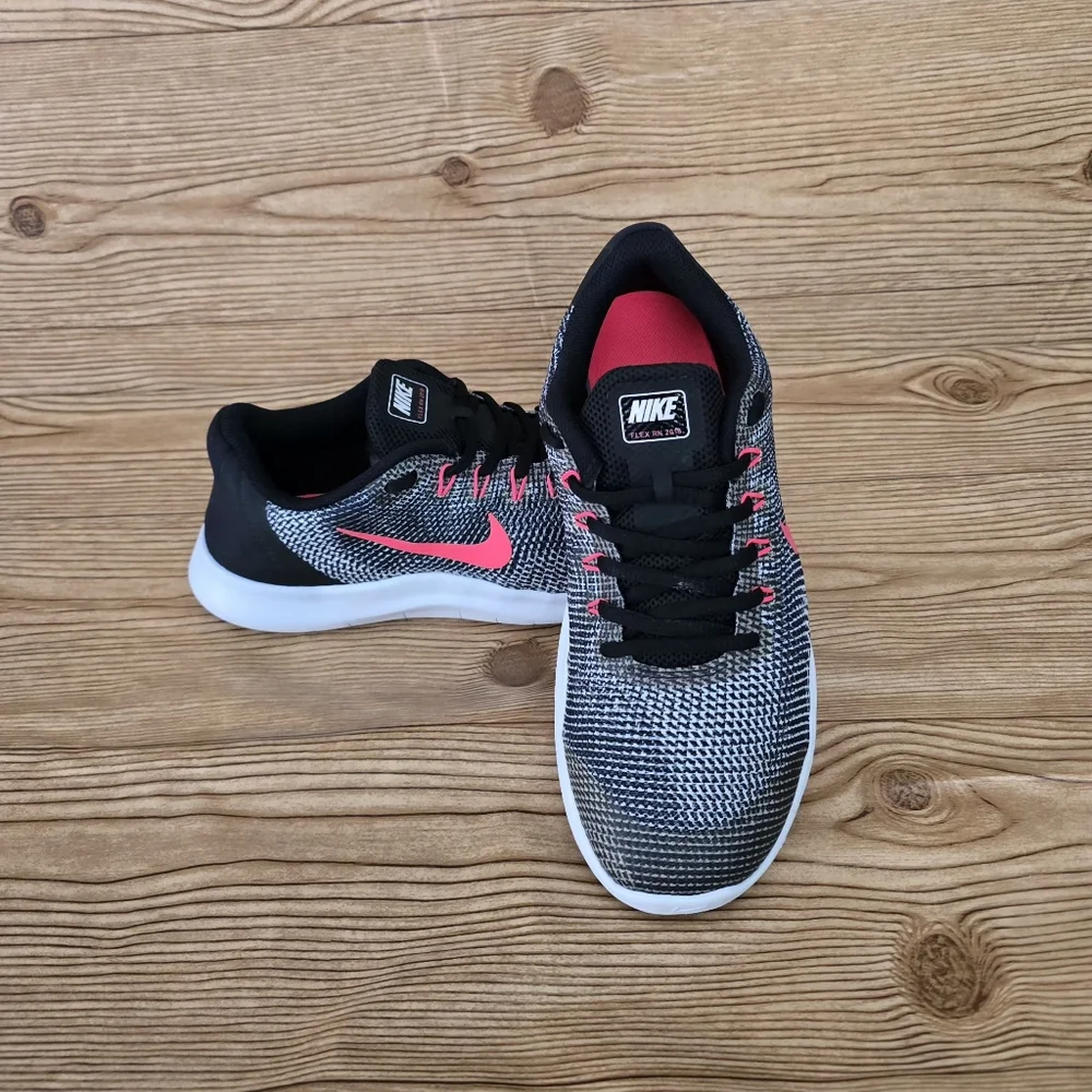 NIKE Flex 2018 RN Running Shoes - Picture 3 of 9